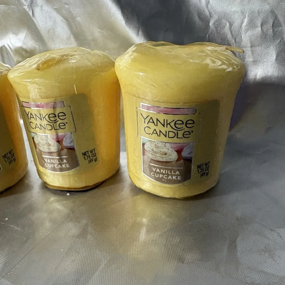 Yankee Candle‎ Vanilla Cupcake Votives Pack 6–NEW Sealed